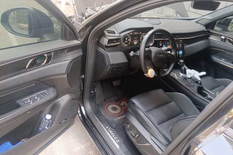 Used Lynk & Co 01 2021 2.0TD Four-Wheel Drive Dark Night Edition Driver Seat