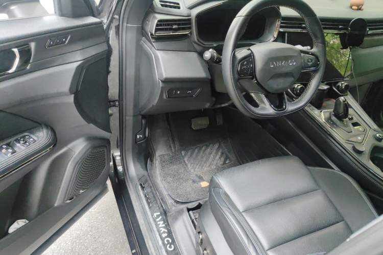 Used Lynk & Co 01 2021 2.0TD Four-Wheel Drive Dark Night Edition Driver Seat