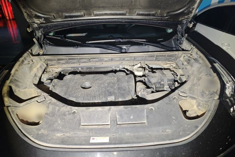 Used Lynk & Co 01 2021 2.0TD Two-Wheel-Drive Pro Trim Engine Bay