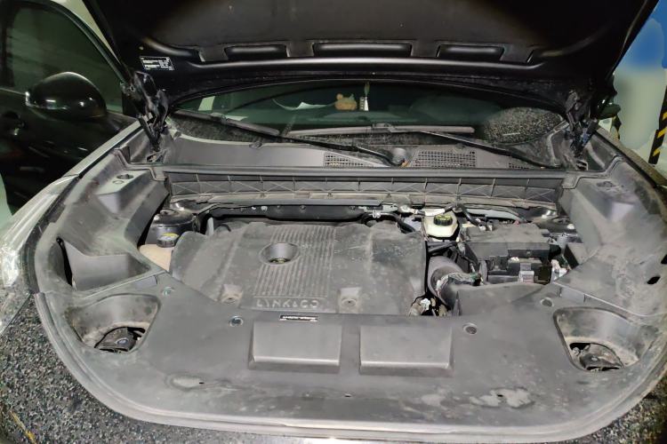 Used Lynk & Co 01 2021 2.0TD Four-Wheel Drive Dark Night Edition Engine Bay