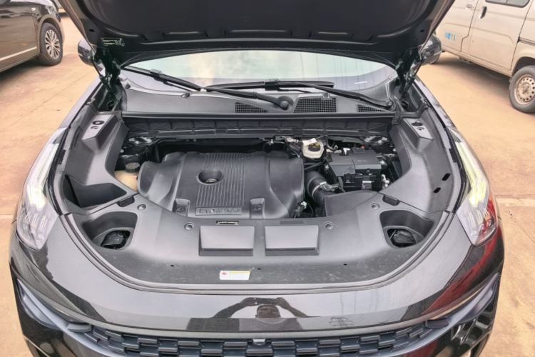 Used Lynk & Co 01 2021 2.0TD Four-Wheel Drive Dark Night Edition Engine Bay