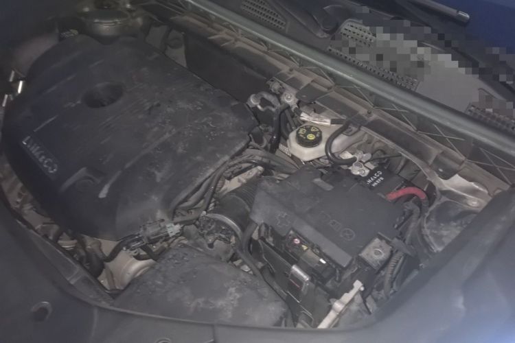 Used Lynk & Co 01 2021 2.0TD Two-Wheel-Drive Pro Trim Engine Bay Left