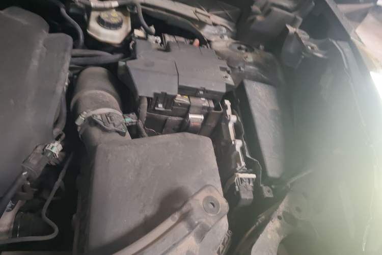 Used Lynk & Co 01 2021 2.0TD Two-Wheel Drive Zhaopu Pro Engine Bay Left