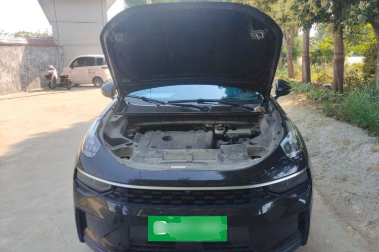 Used Lynk & Co 01 2021 2.0TD Two-Wheel-Drive Pro Trim Engine Bay