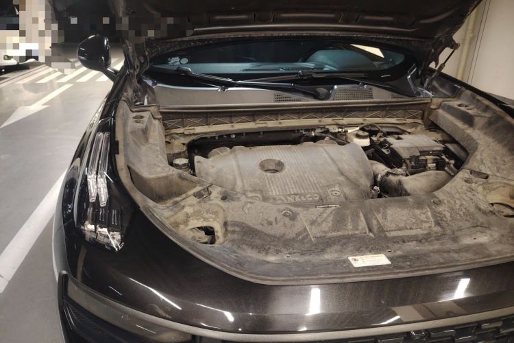Used Lynk & Co 01 2021 2.0TD Four-Wheel Drive Dark Night Edition Engine Bay Right