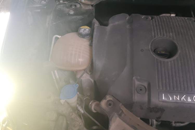 Used Lynk & Co 01 2021 2.0TD Two-Wheel Drive Zhaopu Pro Engine Bay Right