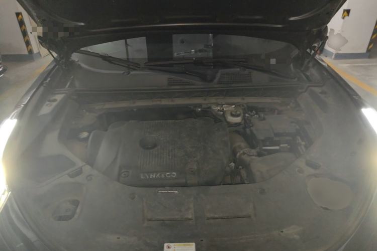 Used Lynk & Co 01 2021 2.0TD Four-Wheel Drive Dark Night Edition Engine Bay