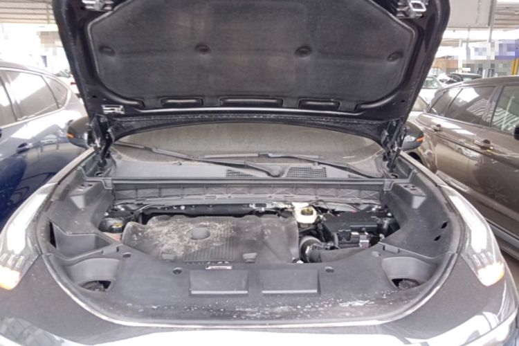 Used Lynk & Co 01 2021 2.0TD Two-Wheel-Drive Pro Trim Engine Bay