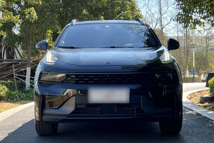 Used Lynk & Co 01 2021 2.0TD Four-Wheel Drive Hype-Halo Exterior 1