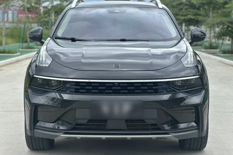 Used Lynk & Co 01 2021 2.0TD Two-Wheel-Drive Pro Trim Exterior 1