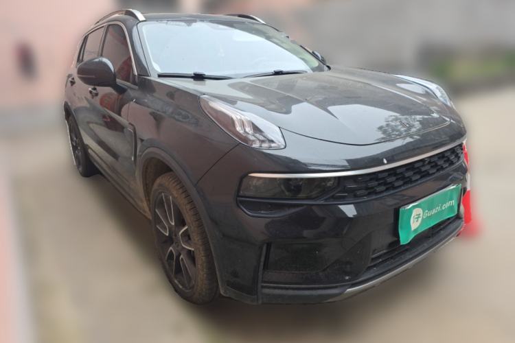 Used Lynk & Co 01 2021 2.0TD Two-Wheel-Drive Pro Trim Exterior 2