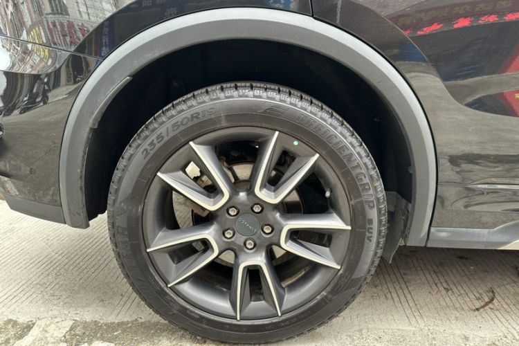 Used Lynk & Co 01 2021 2.0TD Two-Wheel-Drive Pro Trim Exterior 2