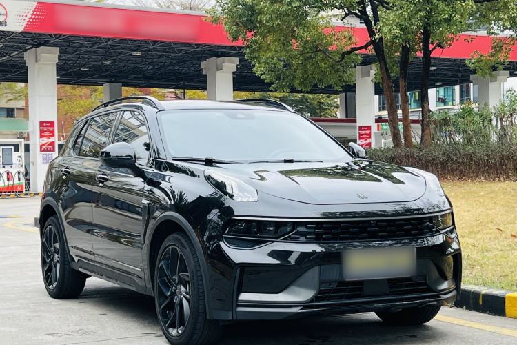 Used Lynk & Co 01 2021 2.0TD Four-Wheel Drive Dark Night Edition Exterior 4