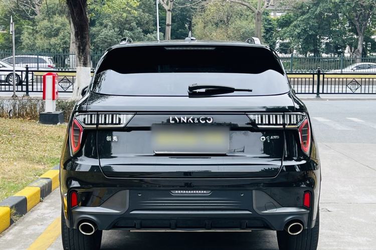 Used Lynk & Co 01 2021 2.0TD Four-Wheel Drive Dark Night Edition Exterior 5
