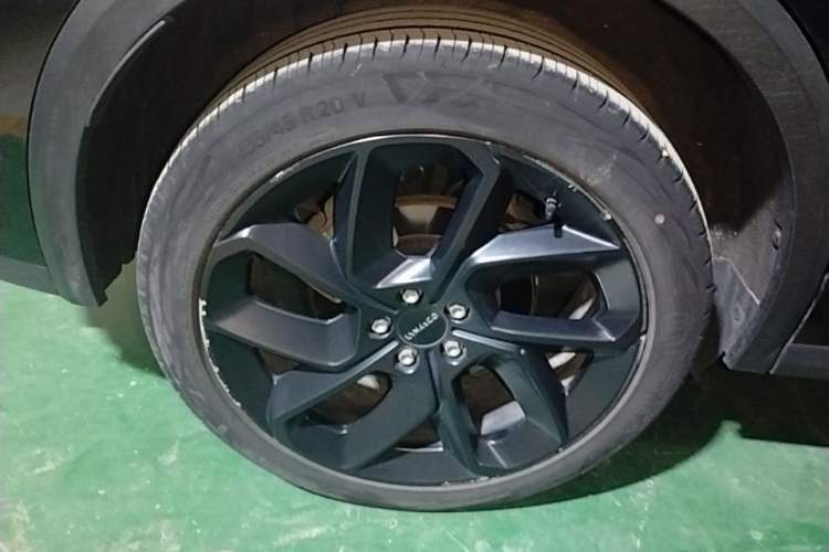 Used Lynk & Co 01 2021 2.0TD Four-Wheel Drive Dark Night Edition Exterior 5