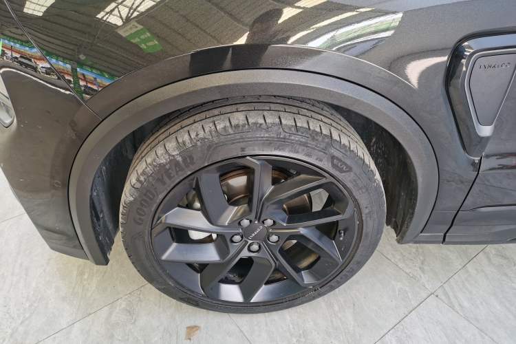 Used Lynk & Co 01 2021 2.0TD Four-Wheel Drive Dark Night Edition Exterior 7
