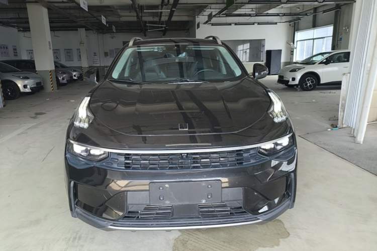Used Lynk & Co 01 2021 2.0TD Two-Wheel-Drive Pro Trim Front
