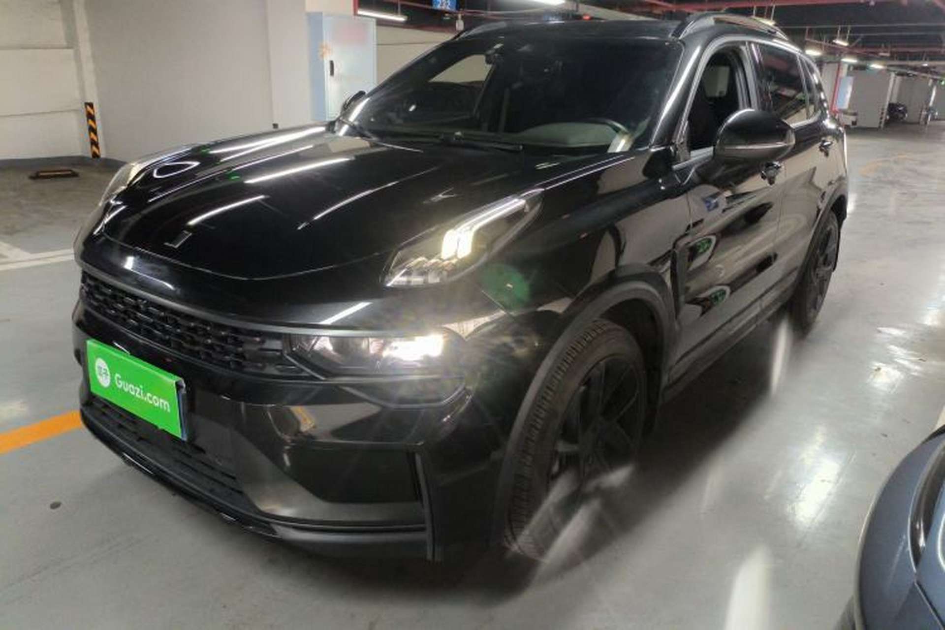 Used Lynk & Co 01 2021 2.0TD Four-Wheel Drive Dark Night Edition Front Left 45 Deg