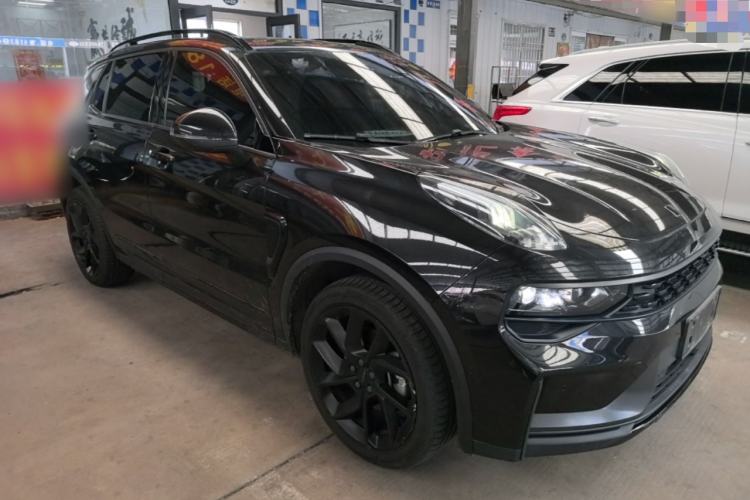 Used Lynk & Co 01 2021 2.0TD Four-Wheel Drive Dark Night Edition Front Right 45 Deg