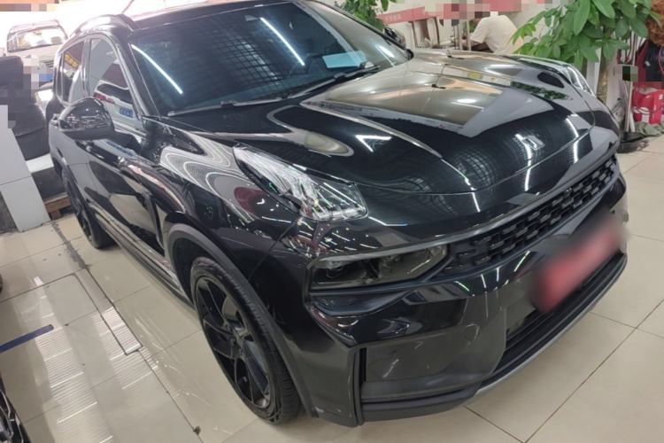 Used Lynk & Co 01 2021 2.0TD Four-Wheel Drive Dark Night Edition Front Right 45 Deg