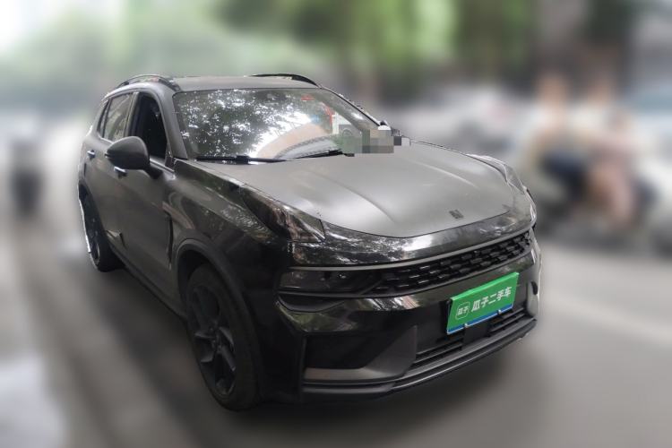 Used Lynk & Co 01 2021 2.0TD Four-Wheel Drive Dark Night Edition Front Right 45 Deg