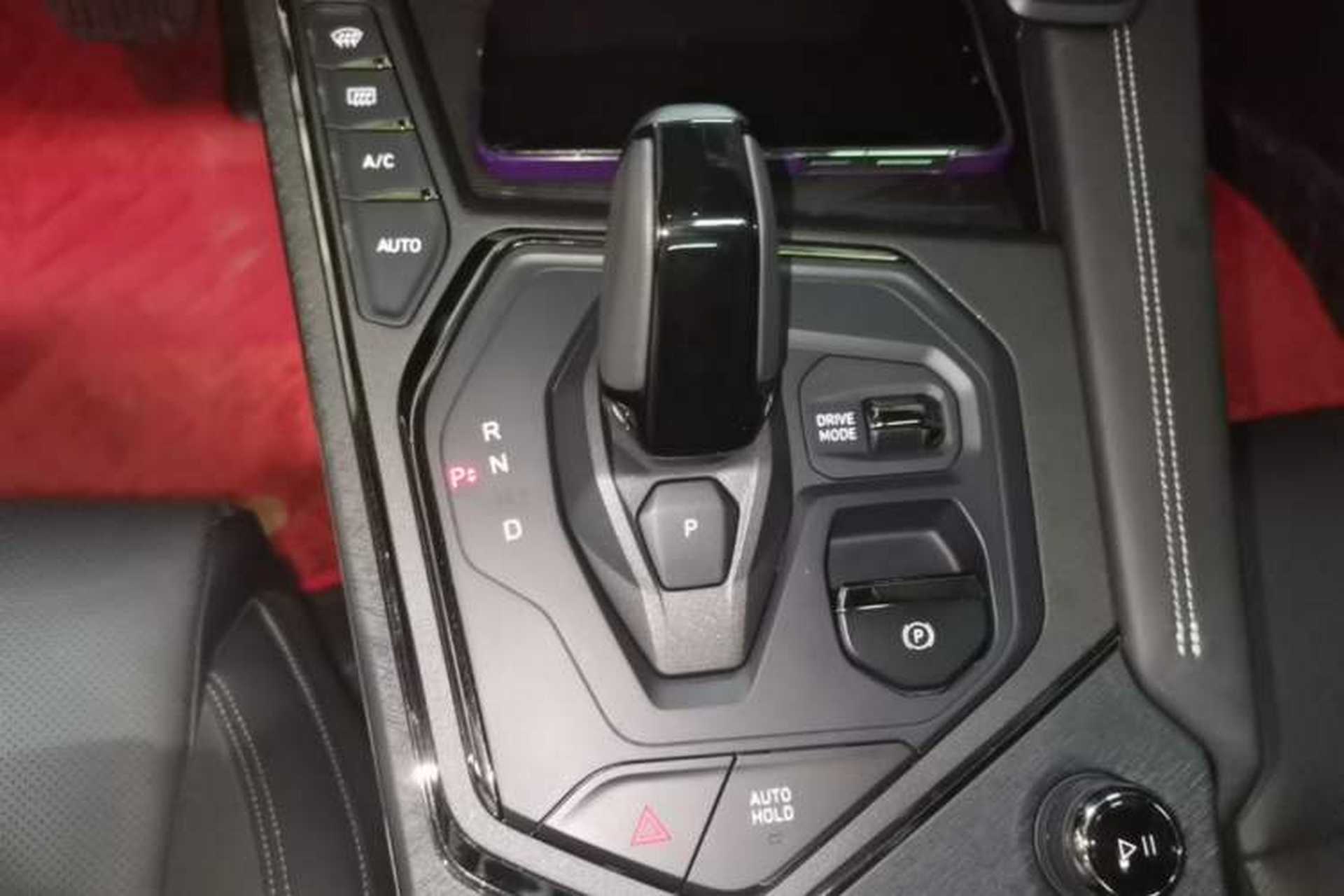 Used Lynk & Co 01 2021 2.0TD Four-Wheel Drive Hype-Halo Gear Lever