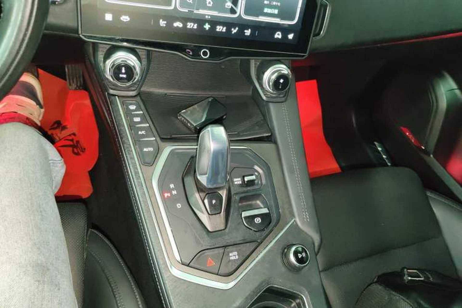 Used Lynk & Co 01 2021 2.0TD Two-Wheel-Drive Pro Trim Gear Lever