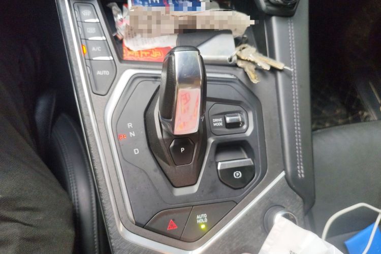Used Lynk & Co 01 2021 2.0TD Two-Wheel-Drive Pro Trim Gear Lever