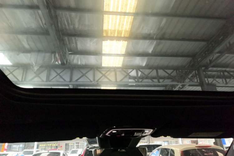 Used Lynk & Co 01 2021 2.0TD Four-Wheel Drive Dark Night Edition Headliner