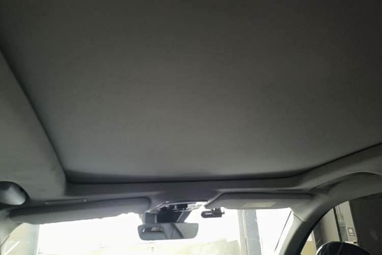 Used Lynk & Co 01 2021 2.0TD Two-Wheel-Drive Pro Trim Headliner