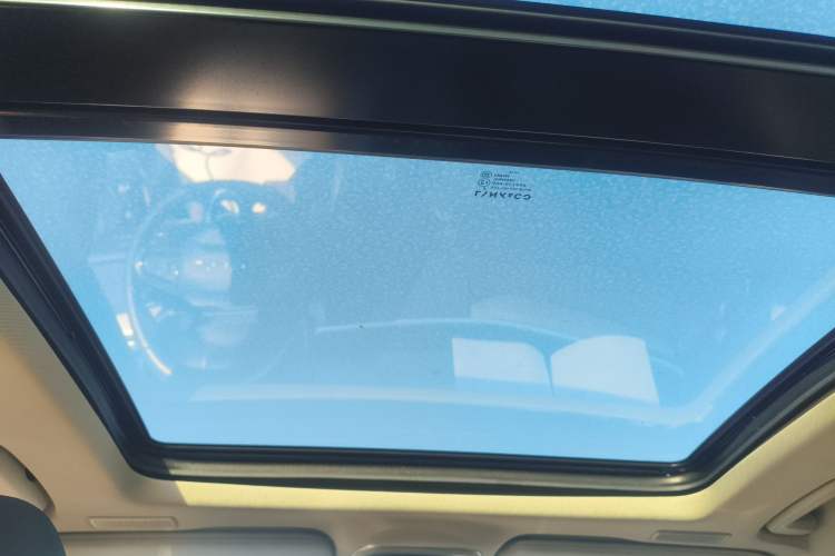 Used Lynk & Co 01 2021 2.0TD Two-Wheel-Drive Pro Trim Headliner