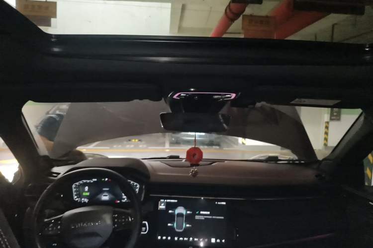Used Lynk & Co 01 2021 2.0TD Four-Wheel Drive Dark Night Edition Headliner