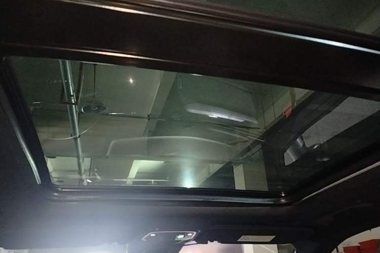 Used Lynk & Co 01 2021 2.0TD Four-Wheel Drive Dark Night Edition Headliner
