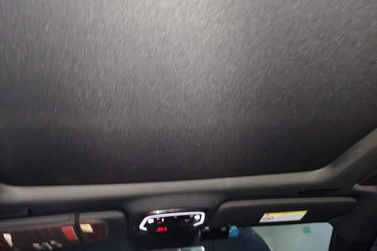 Used Lynk & Co 01 2021 2.0TD Four-Wheel Drive Dark Night Edition Headliner