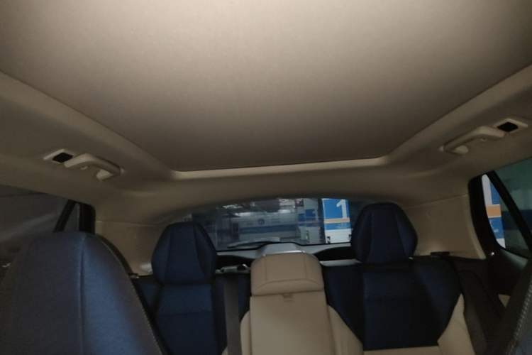 Used Lynk & Co 01 2021 2.0TD Two-Wheel Drive Zhaopu Pro Headliner