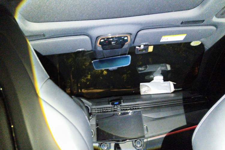 Used Lynk & Co 01 2021 2.0TD Four-Wheel Drive Dark Night Edition Headliner
