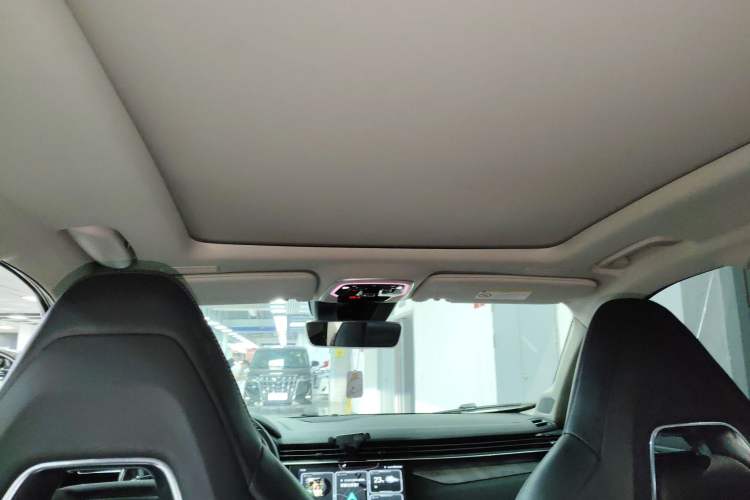 Used Lynk & Co 01 2021 2.0TD Two-Wheel-Drive Pro Trim Headliner