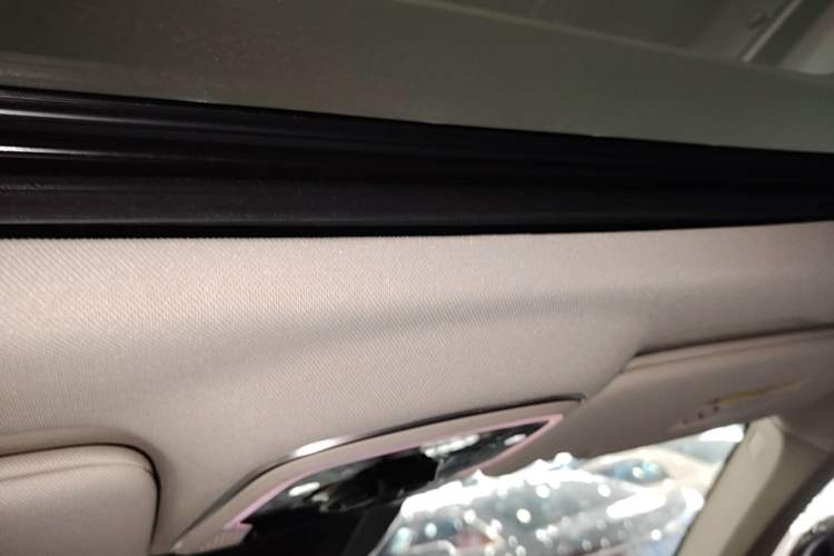 Used Lynk & Co 01 2021 2.0TD Two-Wheel-Drive Pro Trim Headliner