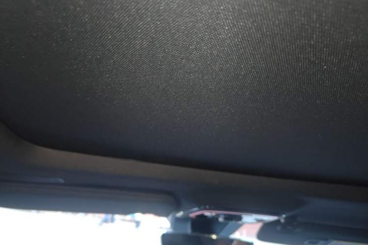 Used Lynk & Co 01 2021 2.0TD Four-Wheel Drive Dark Night Edition Headliner