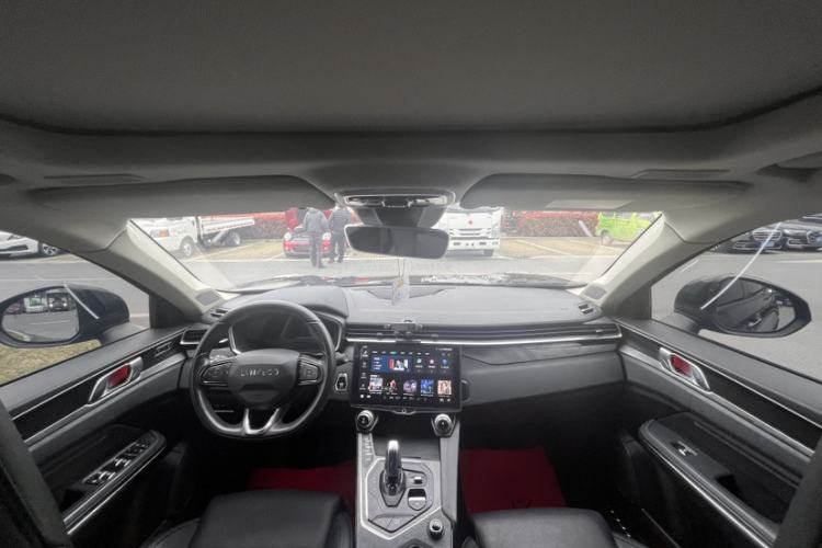 Used Lynk & Co 01 2021 2.0TD Two-Wheel-Drive Pro Trim Interior 2