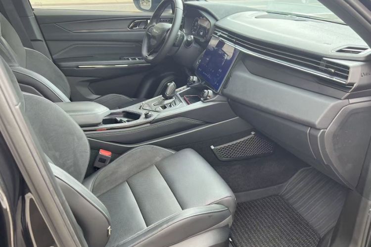 Used Lynk & Co 01 2021 2.0TD Four-Wheel Drive Dark Night Edition Interior 5