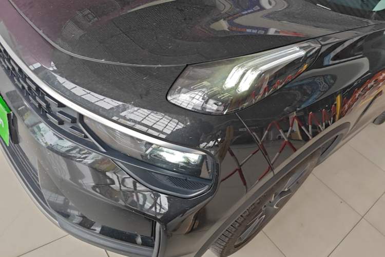 Used Lynk & Co 01 2021 2.0TD Two-Wheel-Drive Pro Trim Left Front Headlight