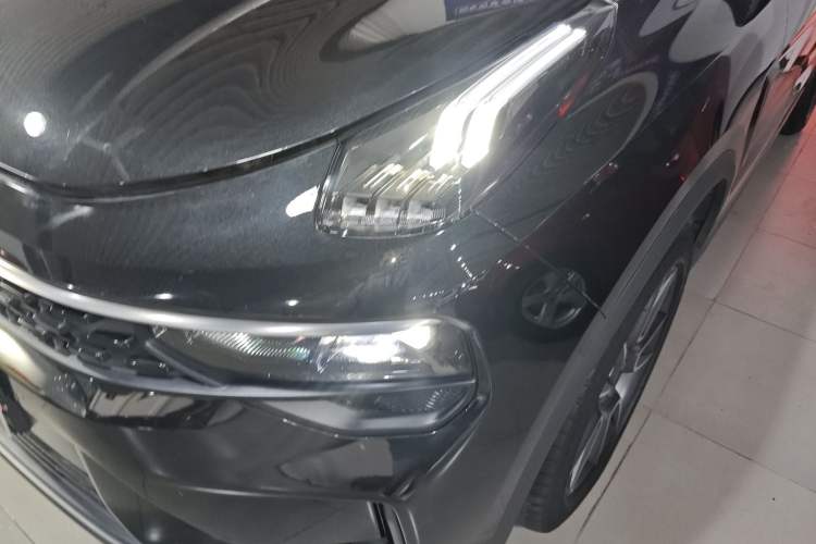 Used Lynk & Co 01 2021 2.0TD Two-Wheel-Drive Pro Trim Left Front Headlight