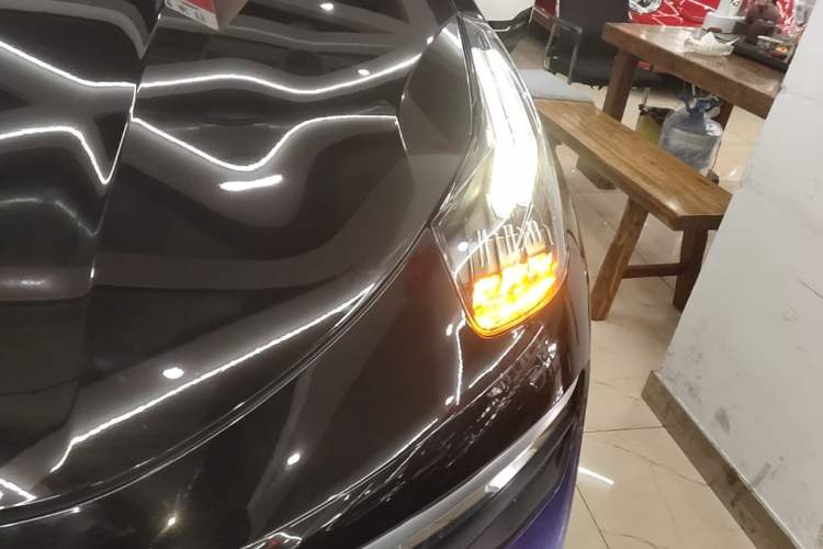Used Lynk & Co 01 2021 2.0TD Two-Wheel-Drive Pro Trim Left Front Headlight