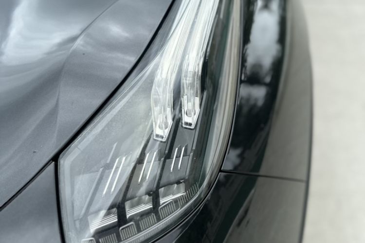 Used Lynk & Co 01 2021 2.0TD Two-Wheel-Drive Pro Trim Left Front Headlight