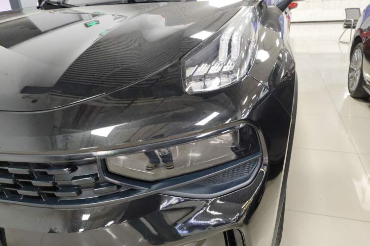 Used Lynk & Co 01 2021 2.0TD Two-Wheel-Drive Pro Trim Left Front Headlight