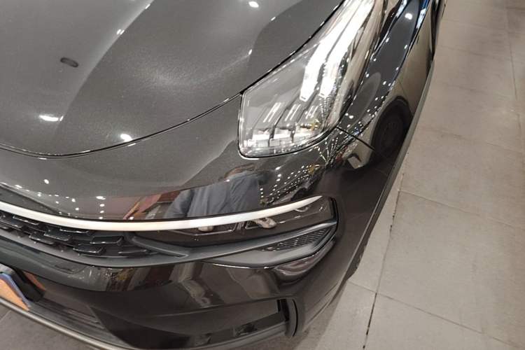 Used Lynk & Co 01 2021 2.0TD Two-Wheel-Drive Pro Trim Left Front Headlight