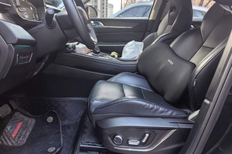 Used Lynk & Co 01 2021 2.0TD Two-Wheel-Drive Pro Trim Left Front Seat