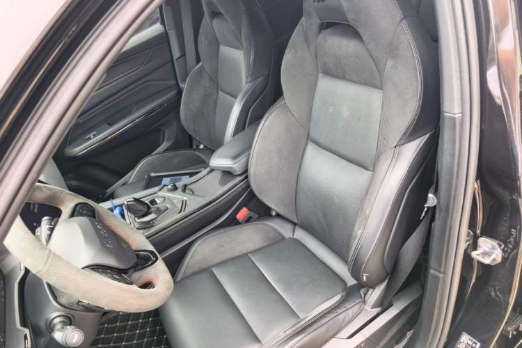 Used Lynk & Co 01 2021 2.0TD Four-Wheel Drive Dark Night Edition Left Front Seat