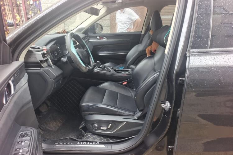Used Lynk & Co 01 2021 2.0TD Two-Wheel-Drive Pro Trim Left Front Seat